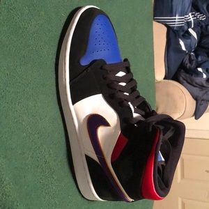 Jordan 1’s mid se